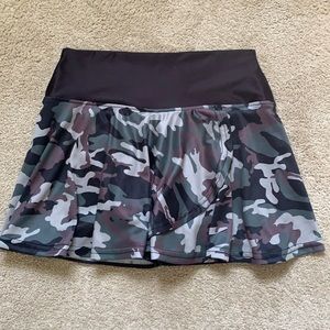 Faye+Florie Camo Tennis Skirt Size M